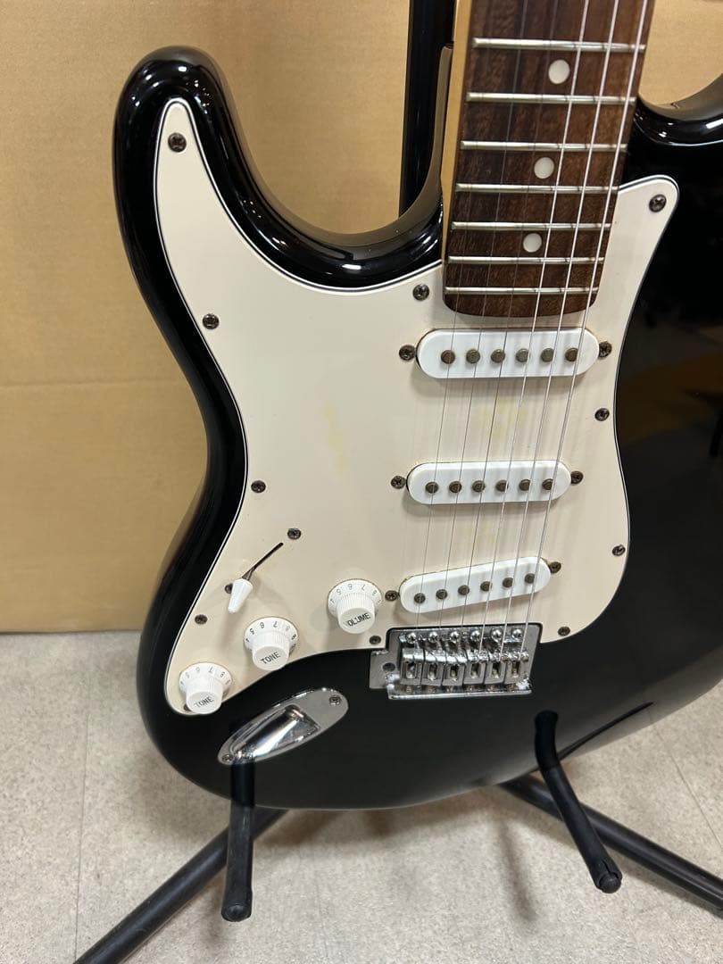 SELDER セルダー　ストラトキャスタータイプ　左利き用　レフティー