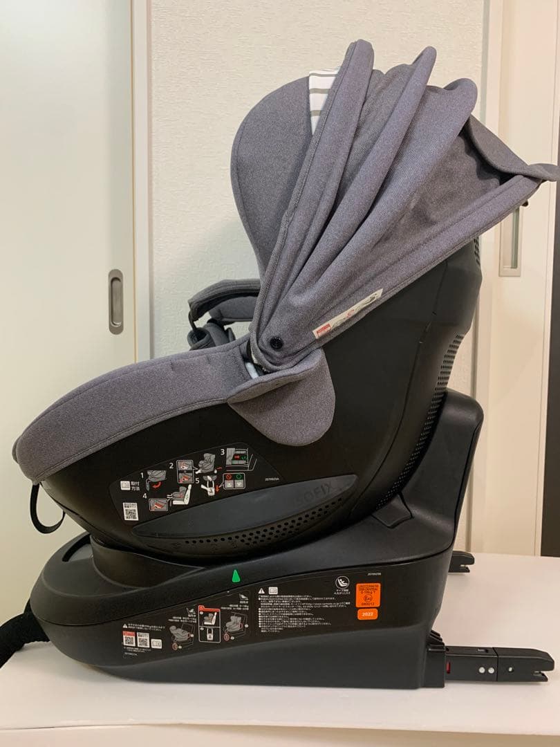 22年式　エールべべ　チャイルドシート クルット5iプレミアム グレーラテ