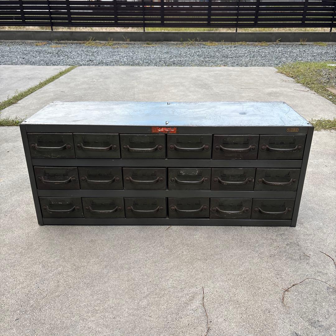 ミリタリー　収納キャビネット 1949年製