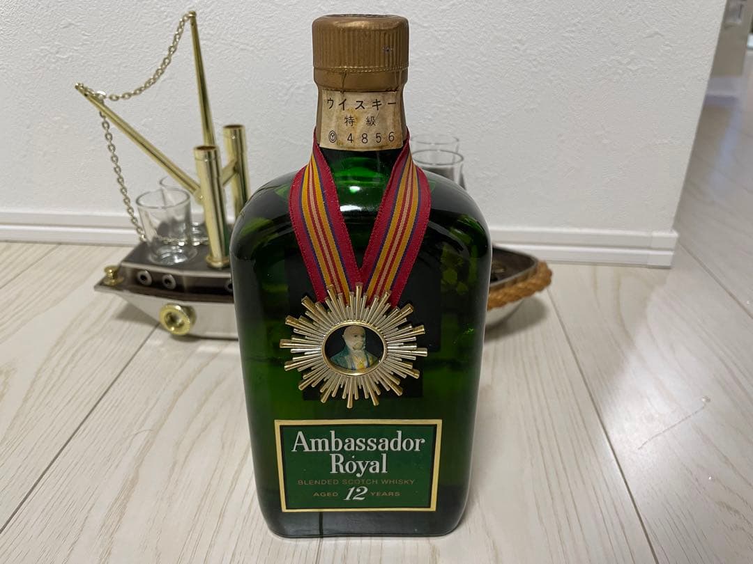 アンバサダー ロイヤル 12年 スコッチウイスキー 未開封＋ディスプレイ船付き