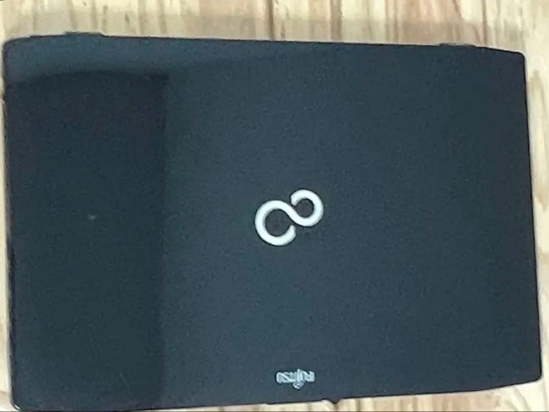 Fujitsu LIFEBOOK AH77/K ブラック