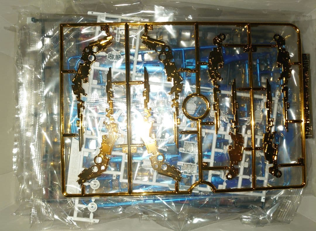 【新品】ガンプラ RG ストライクフリーダムガンダム チタニウムフィニッシュ