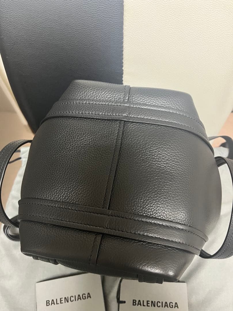 BALENCIAGA エブリディXS ノースサウストートバッグロゴトートバッグ