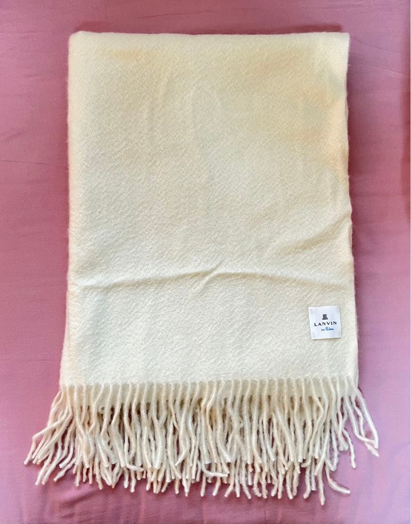 新品未使用 ランバンオンブルー マフラー ホワイトカシミヤ