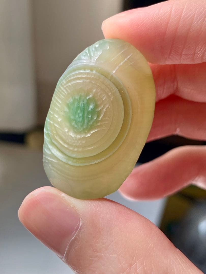 アラシャンゴビアゲート　蒙古瑪瑙　原石　水石　翡翠　オパール　根付　天珠 勾玉