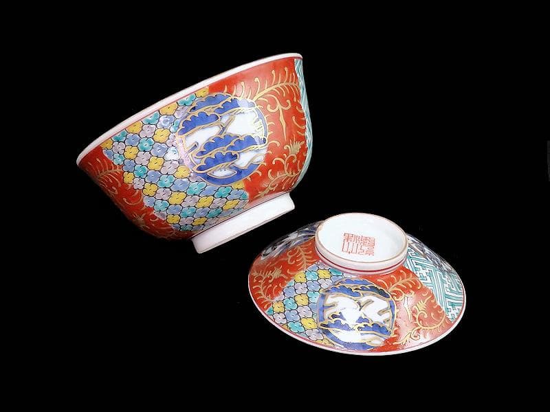 古伊万里　紗綾形紋に金唐草　丸紋に松竹梅の図　大振蓋茶碗　E807AS-CNy