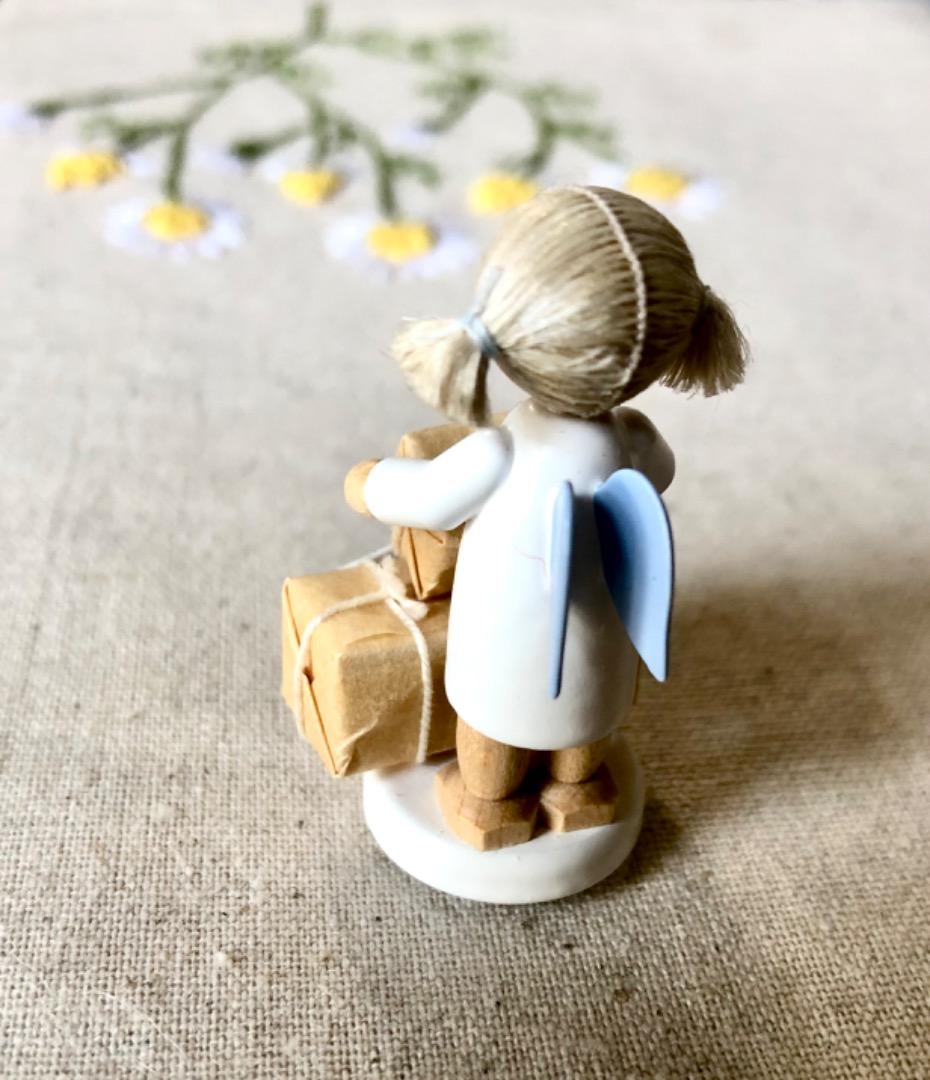 ドイツ　フラーデ　小包を守る天使