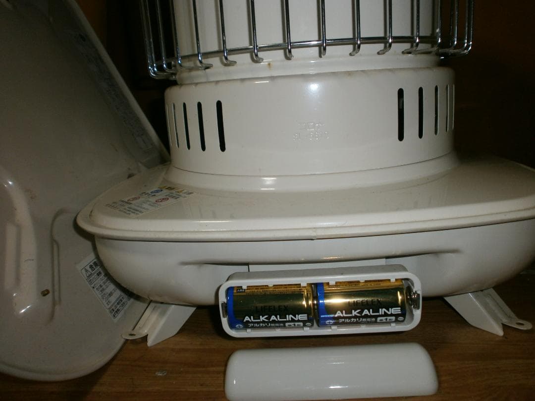 送料無料　　数回使用綺麗、コロナ SL-6６-19　 2019年