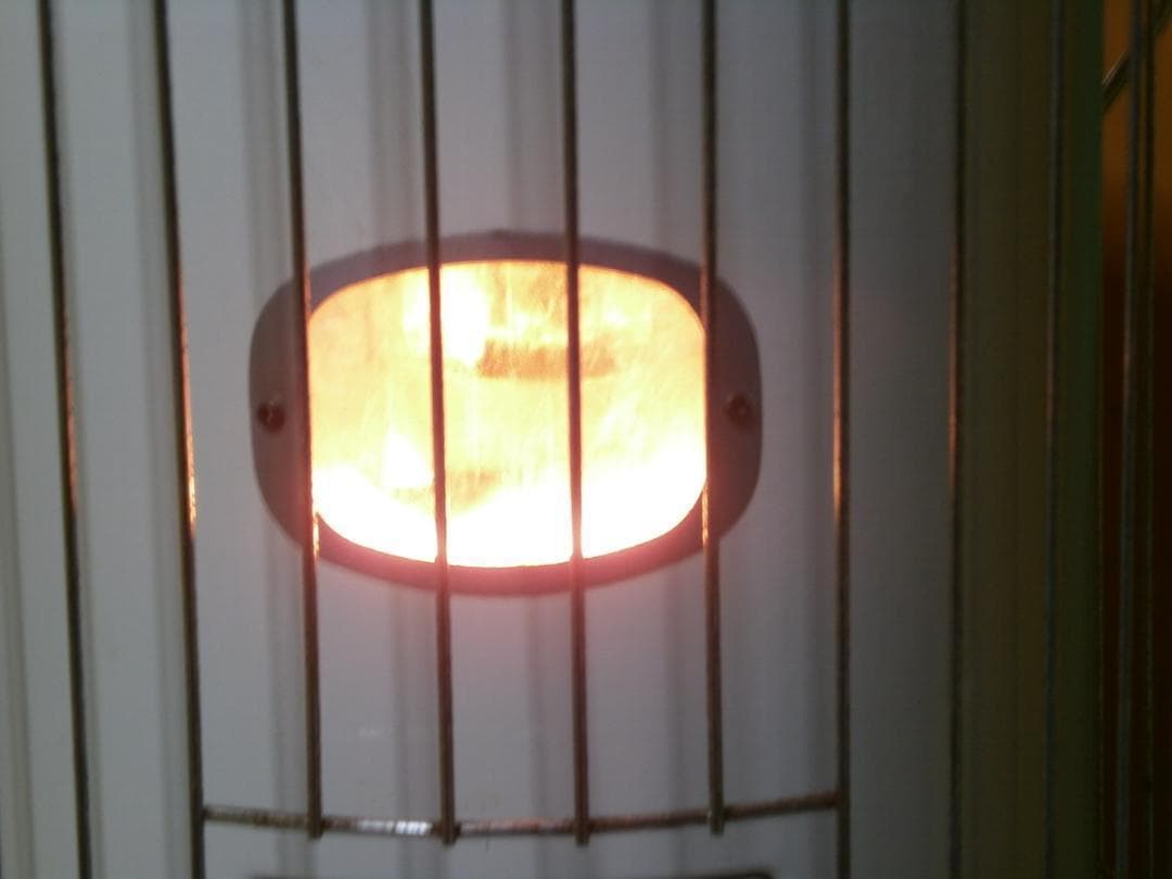 送料無料　　数回使用綺麗、コロナ SL-6６-19　 2019年