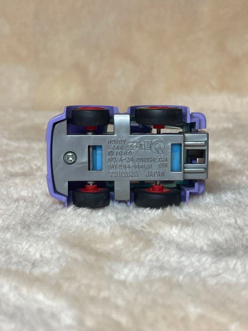 チョロQ NO.A-24 ポルシェ 924 GTRパープル ホイール/レッド