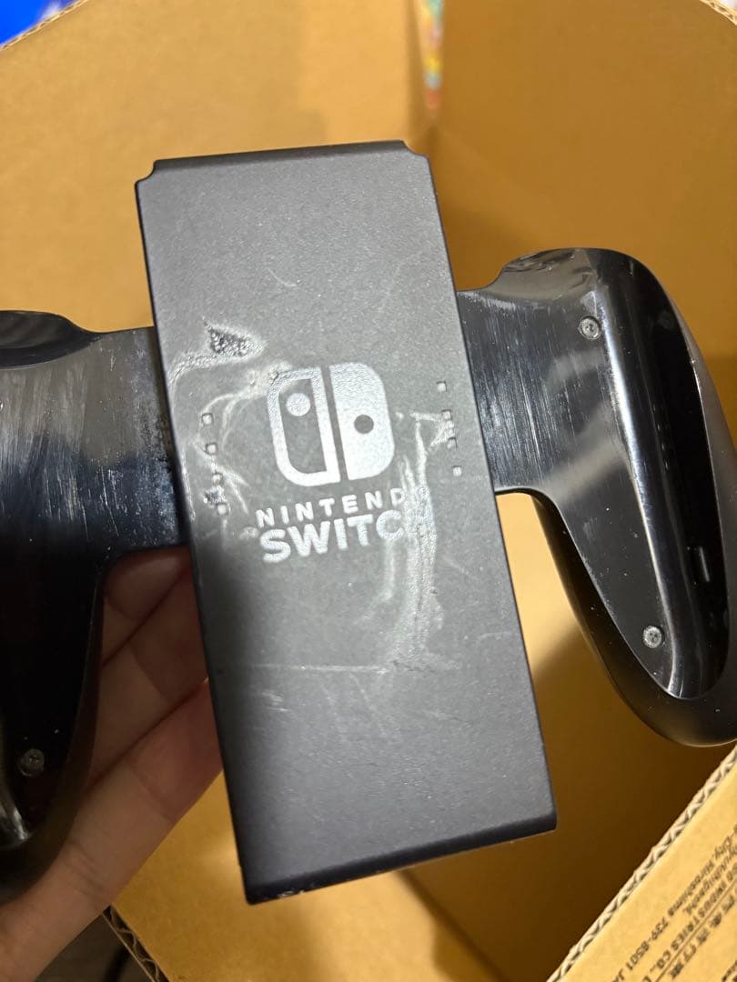 Nintendo Switch本体 （オマケあり・Joy-Conのみジャンク）