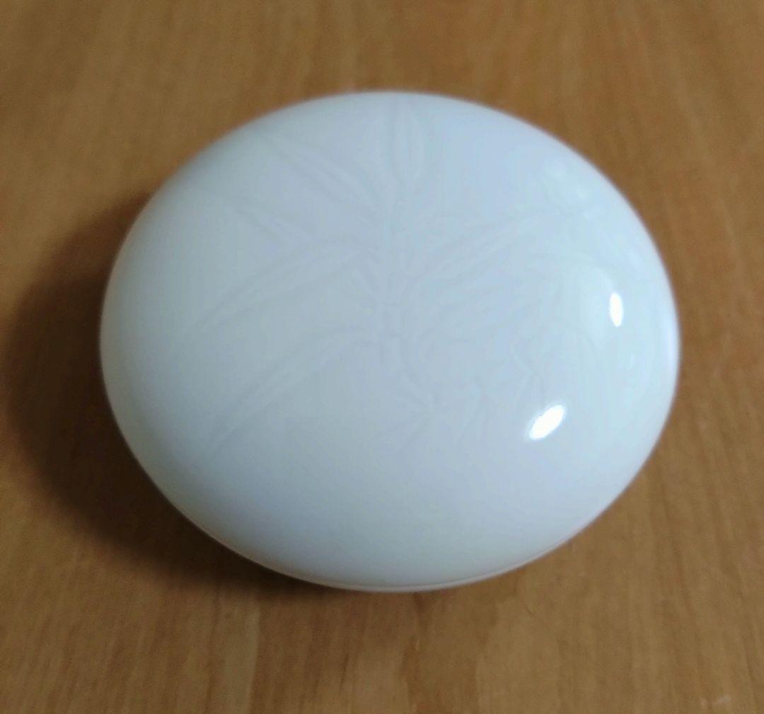 人間国宝 井上萬ニ作 白磁 香合 有田焼 茶道具 共箱