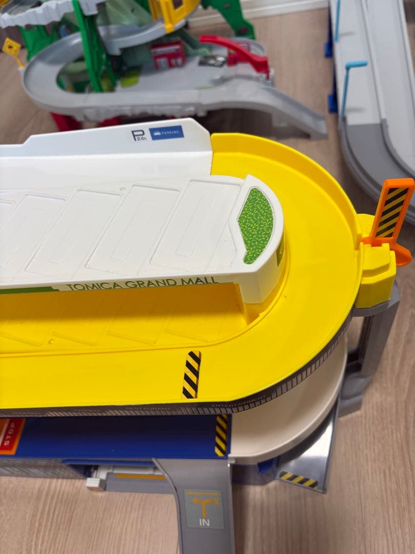 トミカ トミカワールド トミカビル やまのぼりドライブ トミカアクション高速道路