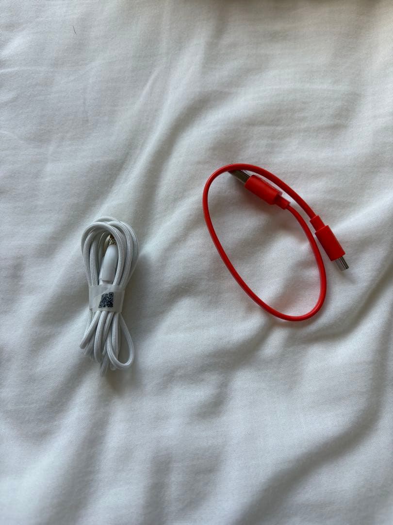 JBL LIVE 770NC ワイヤレスヘッドホン ホワイト