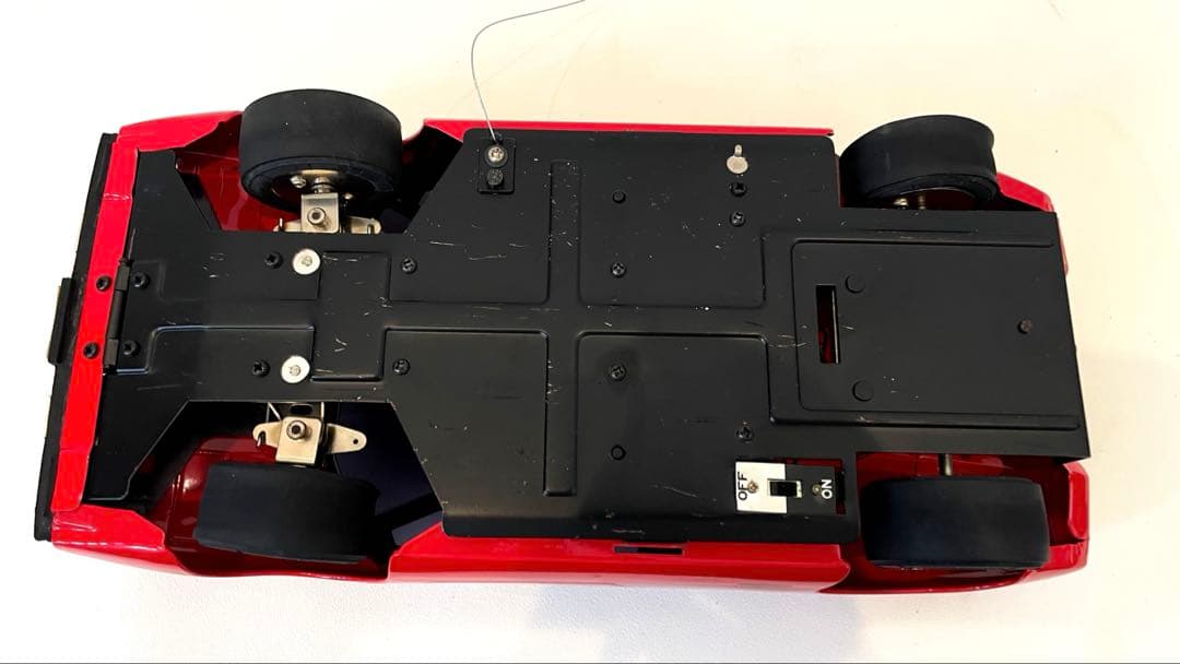 ラジコン ランボルギーニ カウンタック LP400