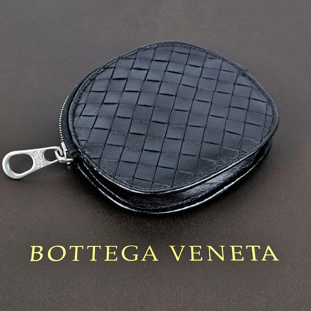 美品 ボッテガヴェネタ イントレチャート ラウンドジップ ケース