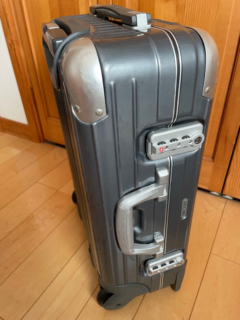 Rimowa Limbo キャリーケース