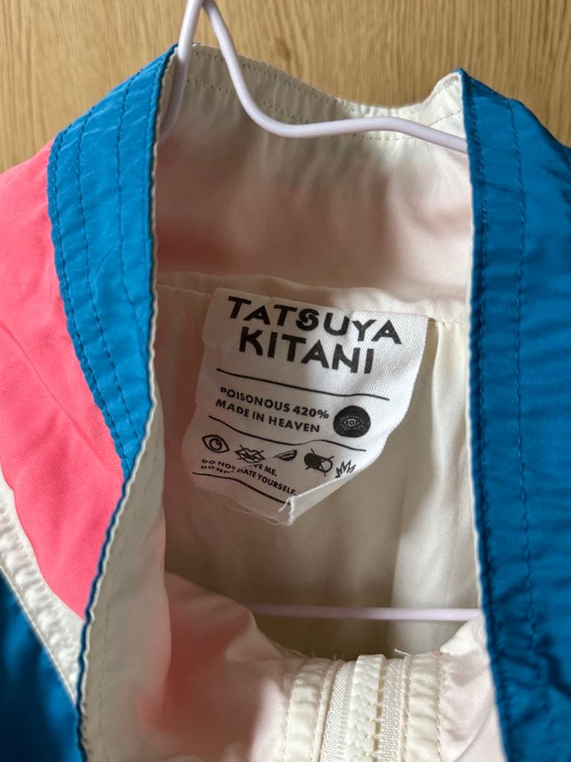 UNFADED BLUE ナイロンジャケット L キタニタツヤ