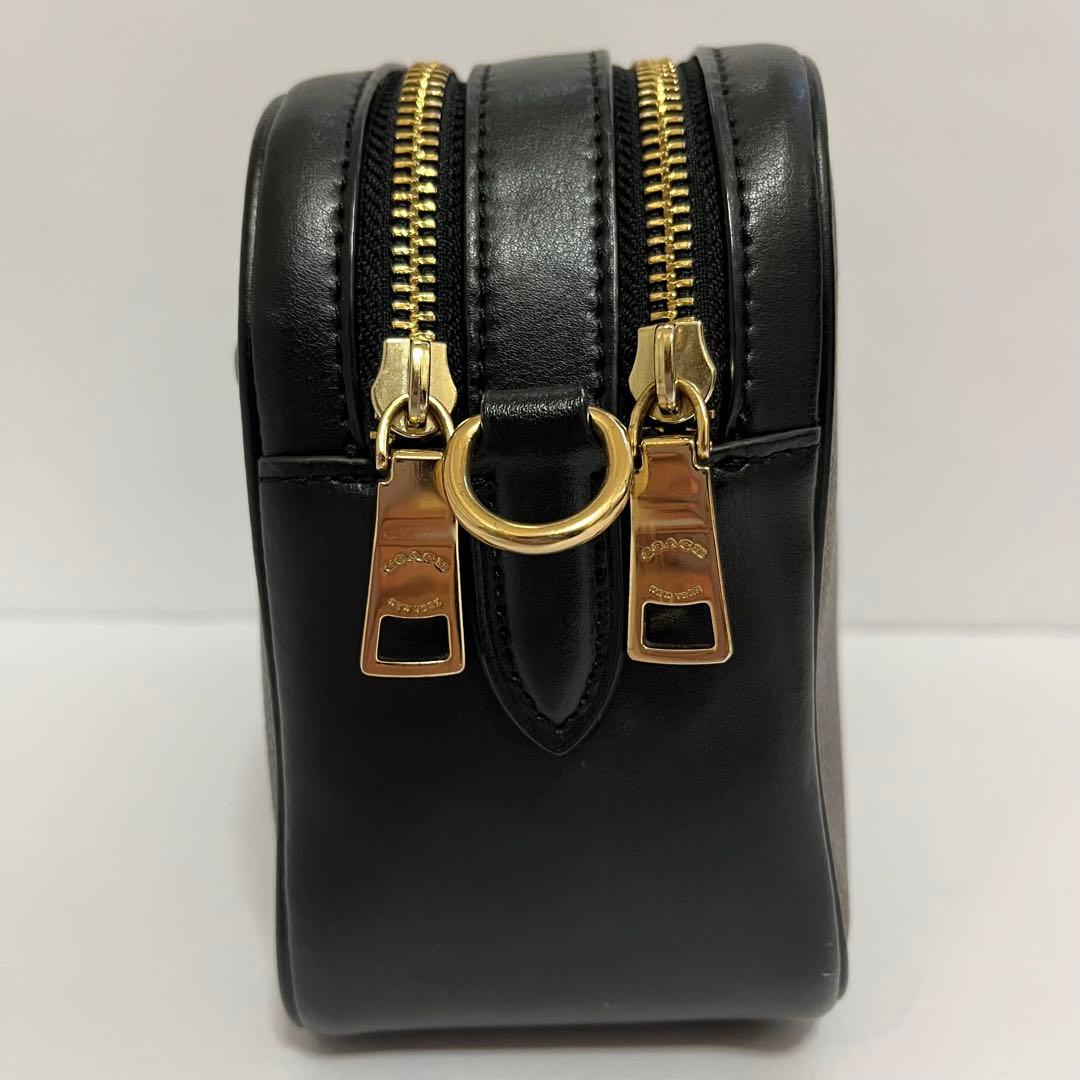 極美品✨コーチ　カメラバッグ　ショルダーバッグ　ダブルジップ　PVCレザー　黒