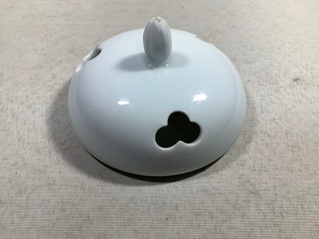 有田焼　白磁　香炉　井上萬二　現代作家