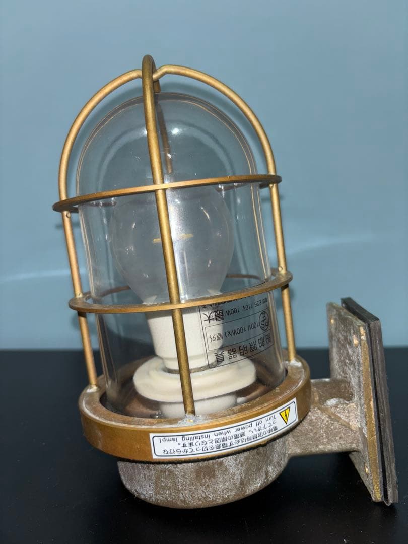 中古　松本船舶　マリンランプ　2号フランジ(ゴールド) 真鍮　LED電球付き　①
