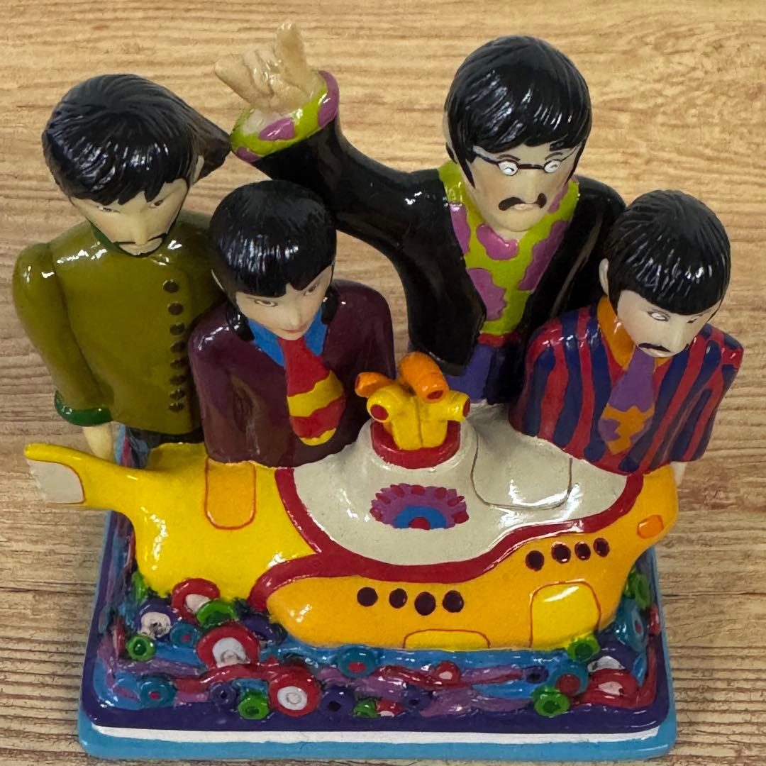 ビートルズ　イエロー・サブマリンのフィギュア