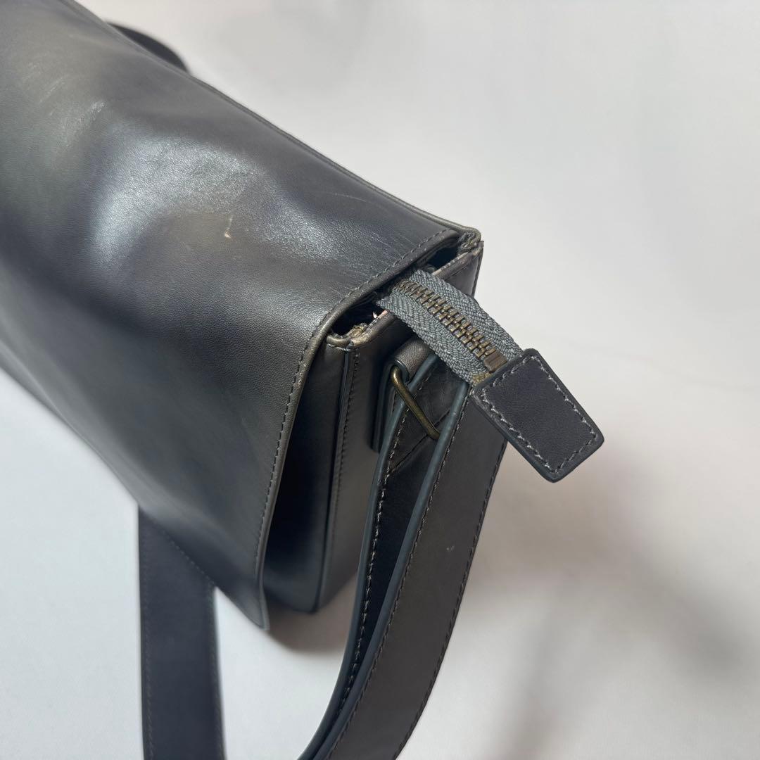 【MOTHERHOUSE】メッセンジャーバッグ　グレー　ビジネス