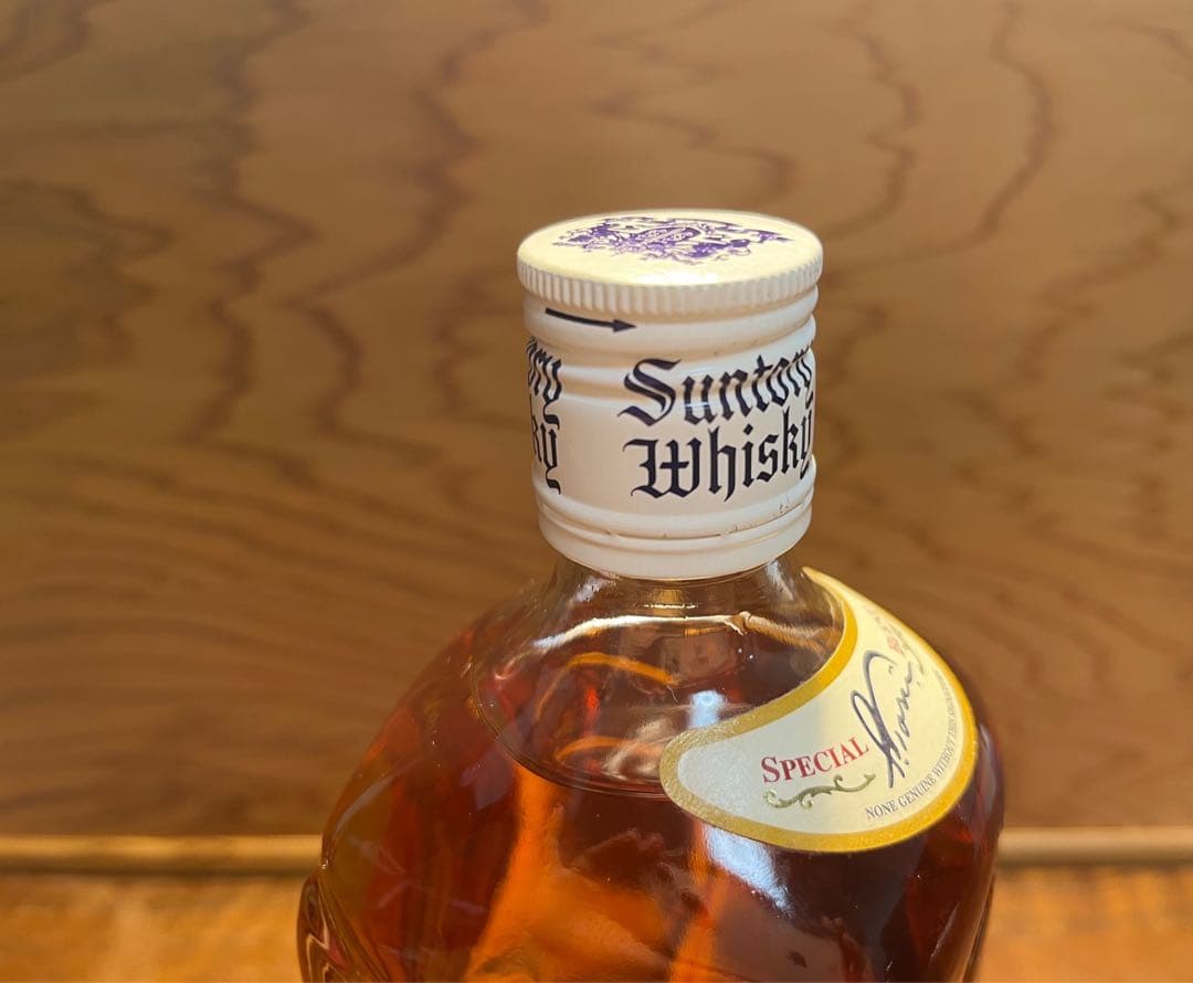 サントリーウイスキー 700ml 古酒　未開封