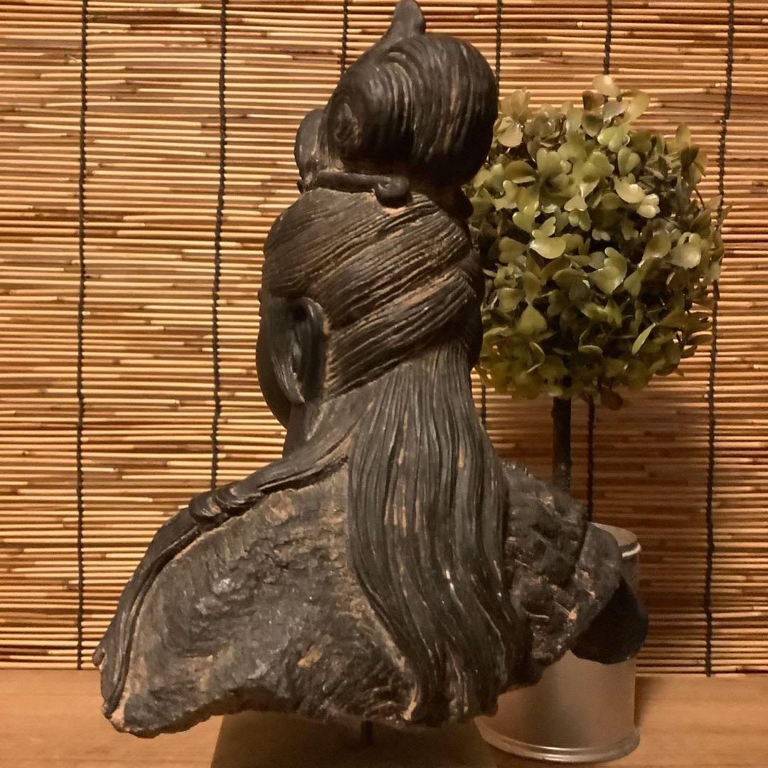 古玩・石像「観音菩薩胸像」仏教美術・観音経・般若心経・功徳・石彫り