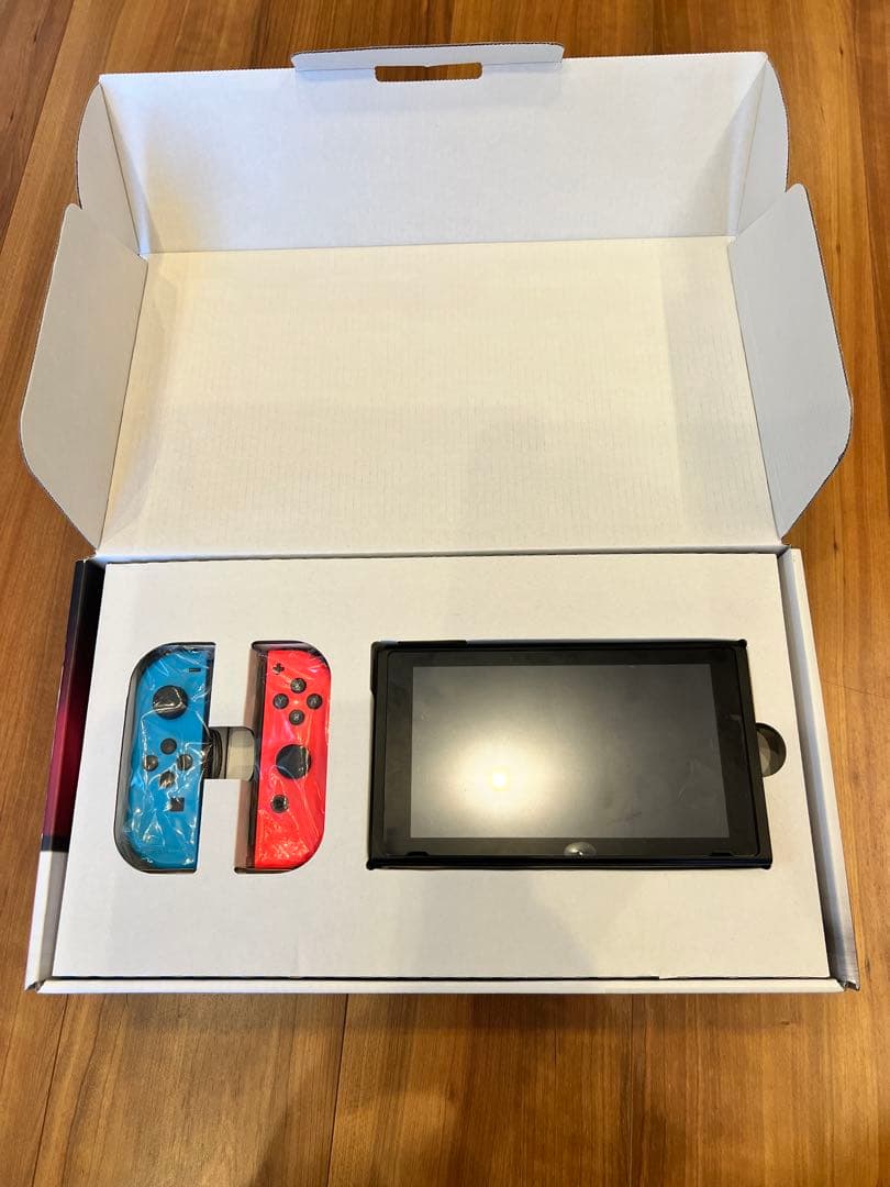 Nintendo Switch 本体 青/赤 128Gのマイクロsd付属