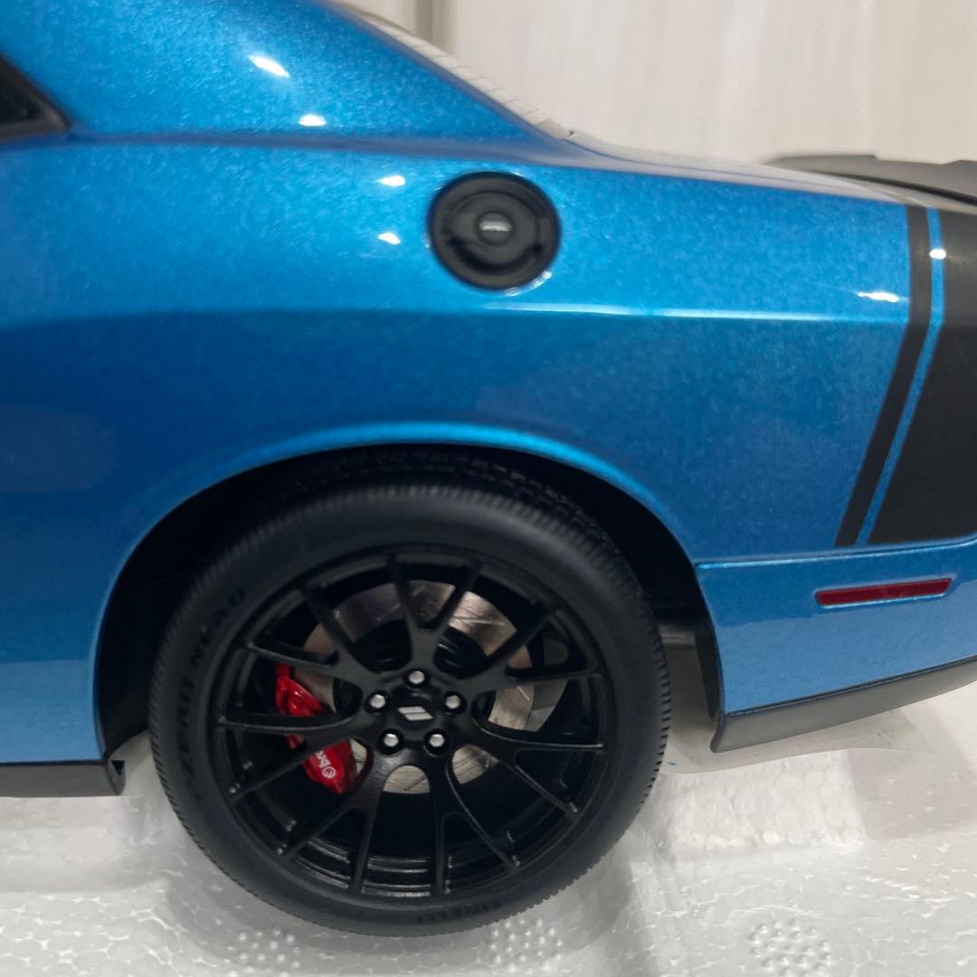 1/18 ダッジ チャレンジャー HEMI スキャットパック シェイカー