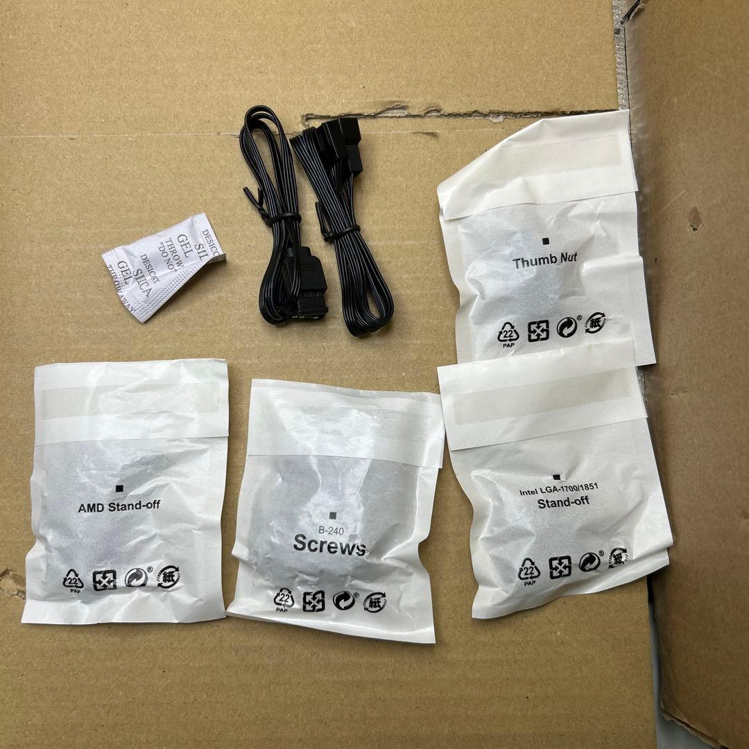 PC用ファン・クーラー CORSAIR NAUTILUS 240 RS ARGB