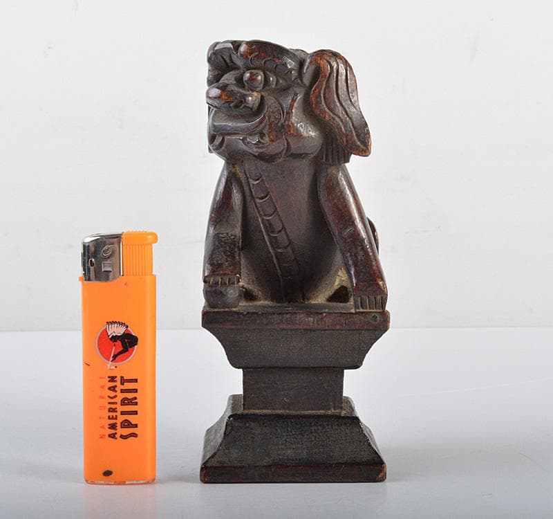 中国　唐木紫檀製　獅子鈕印材　置物　M 　R4624