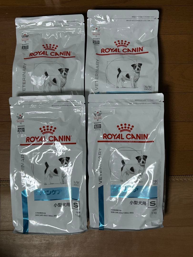  CANIN スキンケア 小型犬用 1kg × 4袋