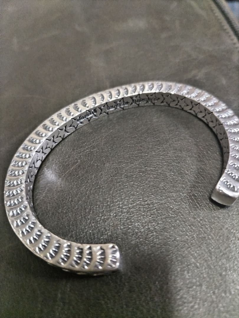 【希少】NAVAJO Sunshine Reeves 4面 スタンプバングル