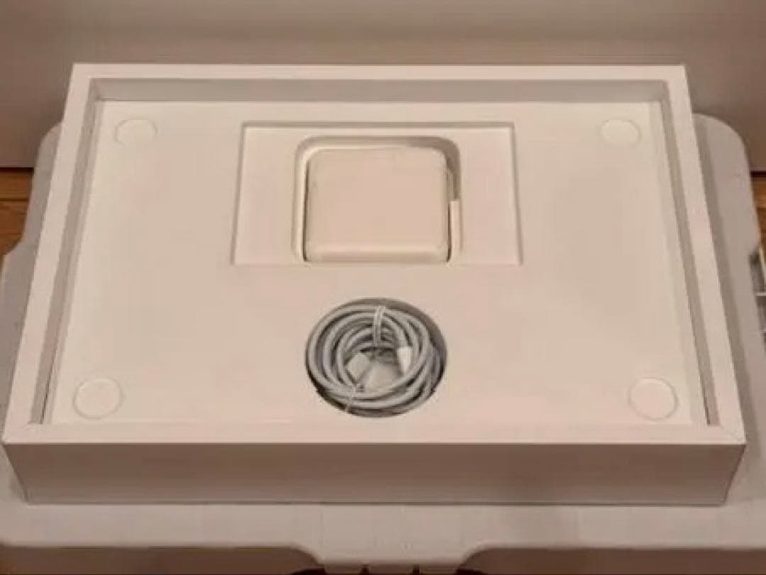 MacBook Pro Apple M1 16GB 512GB スペースグレー