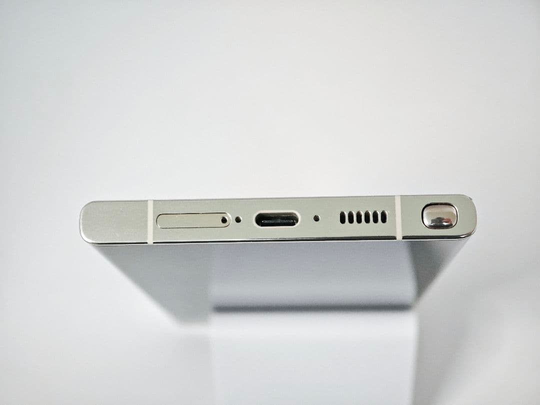 【Aランク】Galaxy S23Ultra 256GB クリーム 韓国版