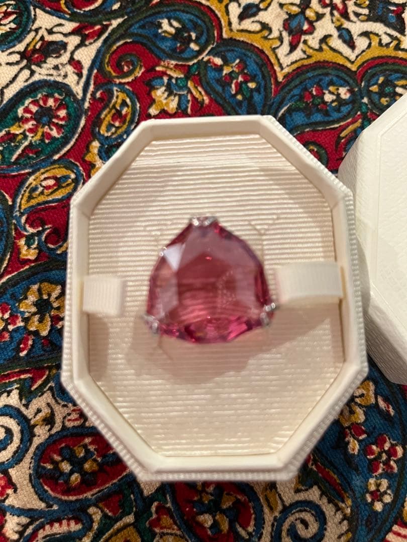 スワロフスキーピンククリスタルリング