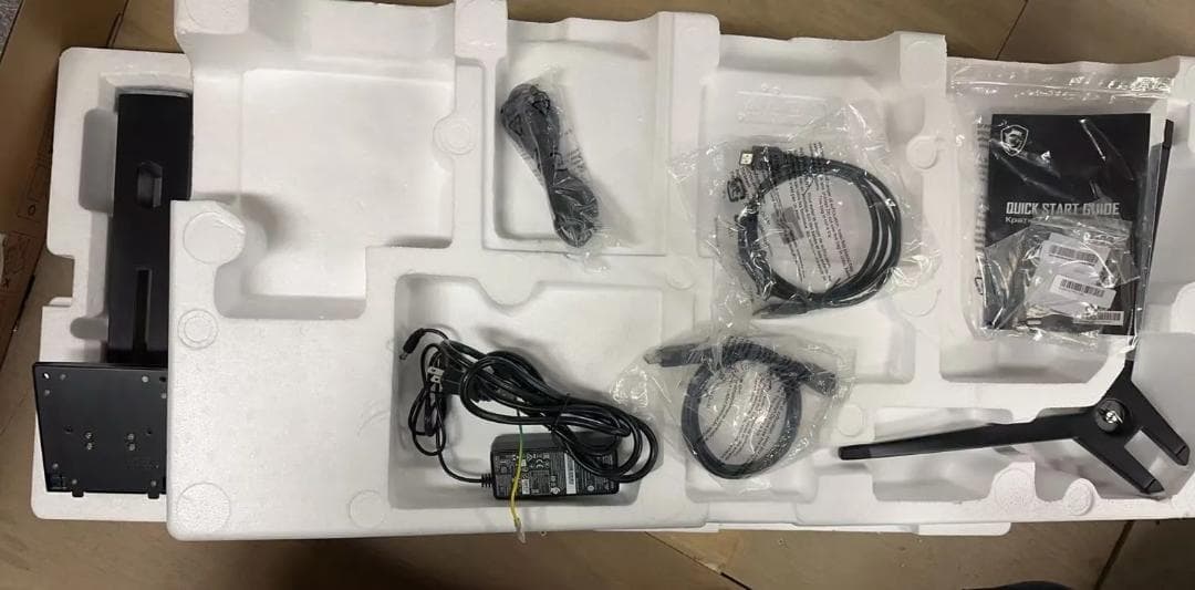 MSI　　ゲーミングモニター MAG 275CQRF-QD 921677++