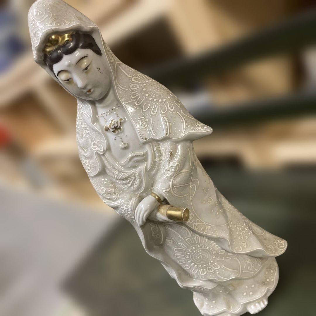 九谷焼白絵付け金彩観音　石川県 日本美術　骨董品　アンティーク