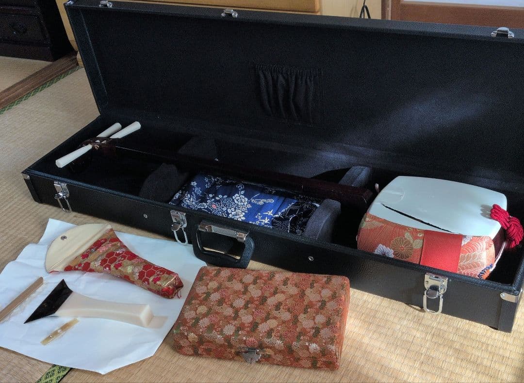 地唄三味線本体と付属品セット