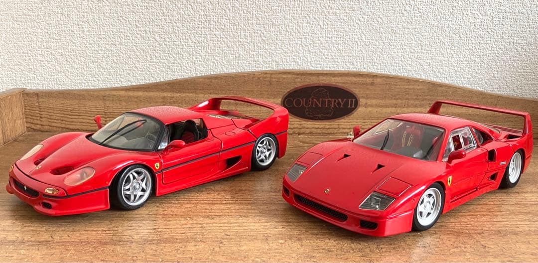 2台❗️HOT　WHEELS CLASSICS　 1:18 　FERRARI