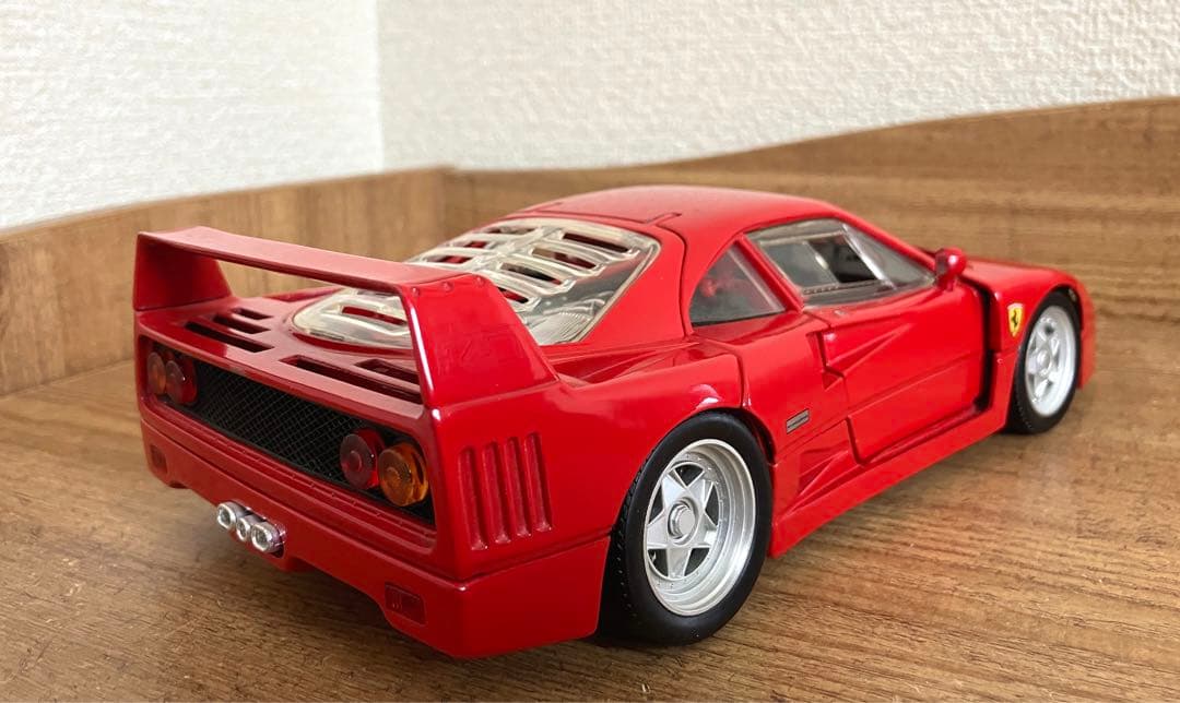 2台❗️HOT　WHEELS CLASSICS　 1:18 　FERRARI