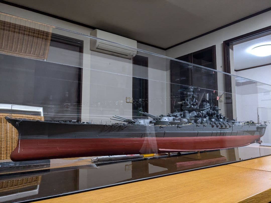 戦艦大和モノクローム1/200　完成品　アクリルケース付き