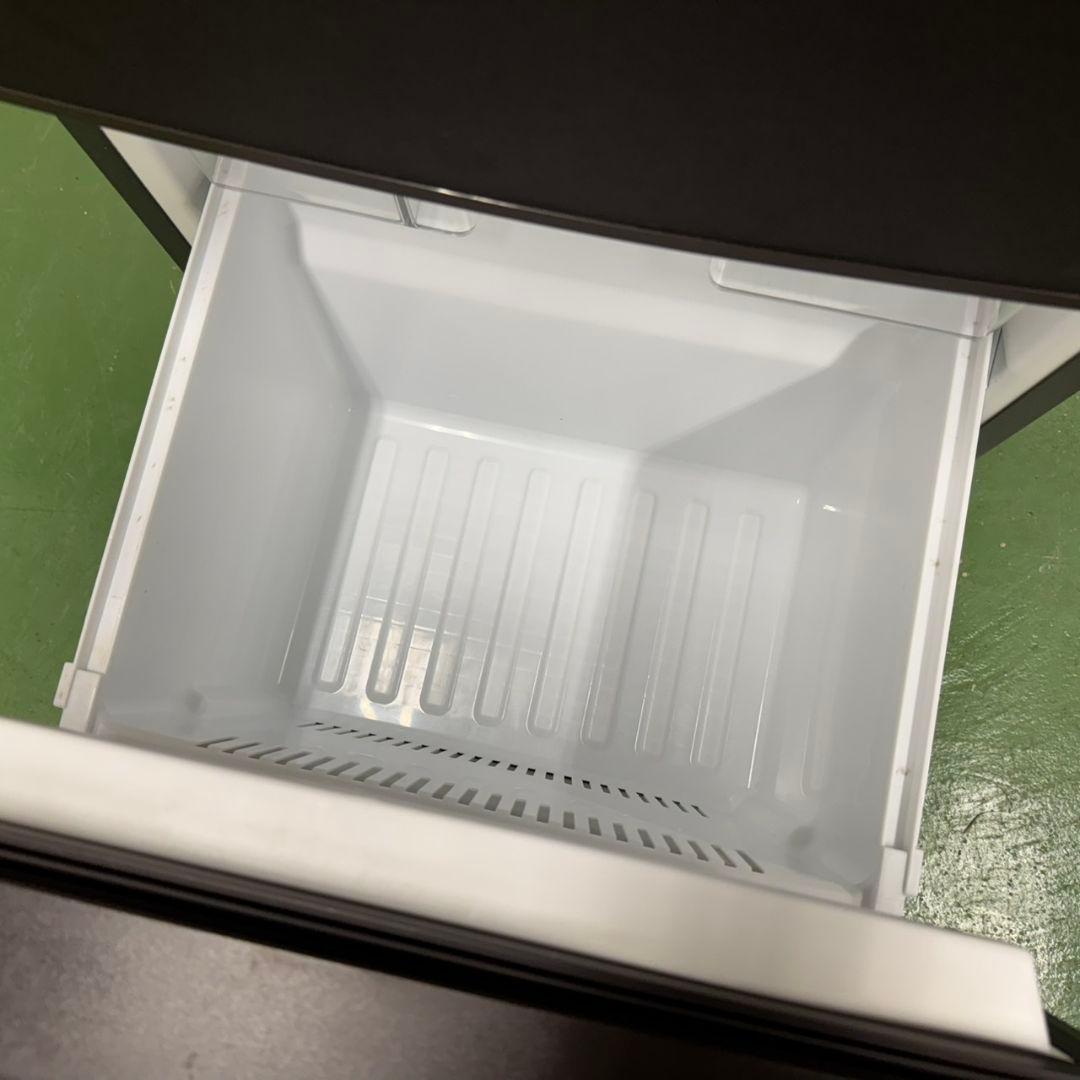 45 Panasonic大きめ冷蔵庫　168L　小型　一人暮らし　ブラウンカラー