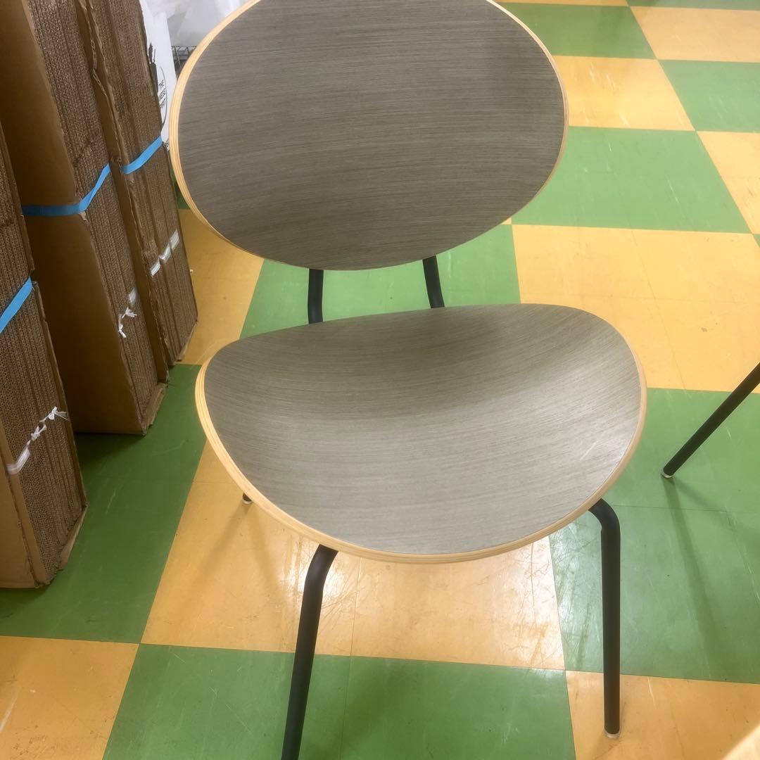 105 KANADEMONO 円形木製ダイニングテーブル