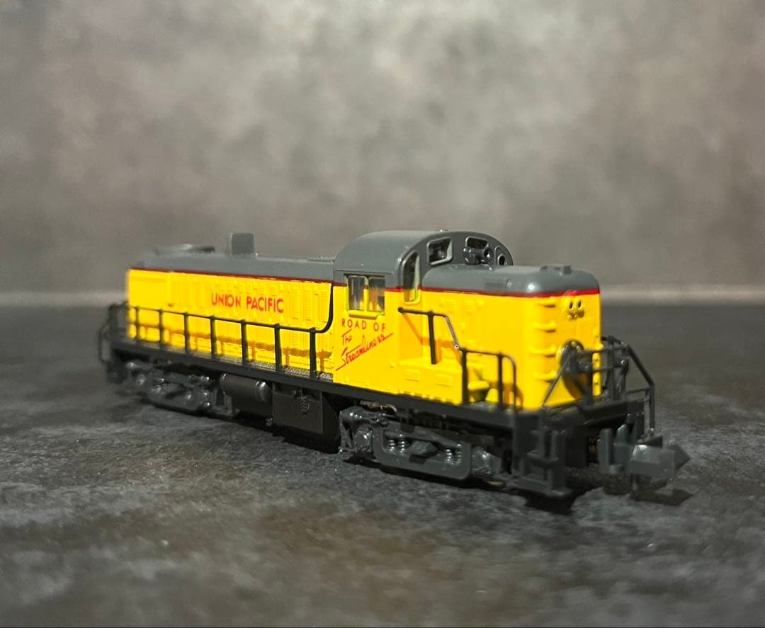 Nゲージ ユニオン・パシフィック鉄道とグレート・ノーザン鉄道のディーゼル機関車