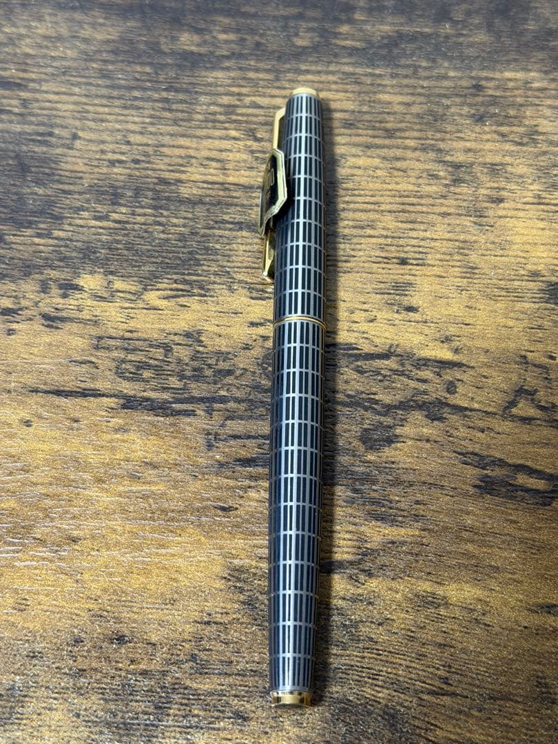 新品未使用　1976年製　18金　ゴールド　蝕刻　パイロット　万年筆　細字