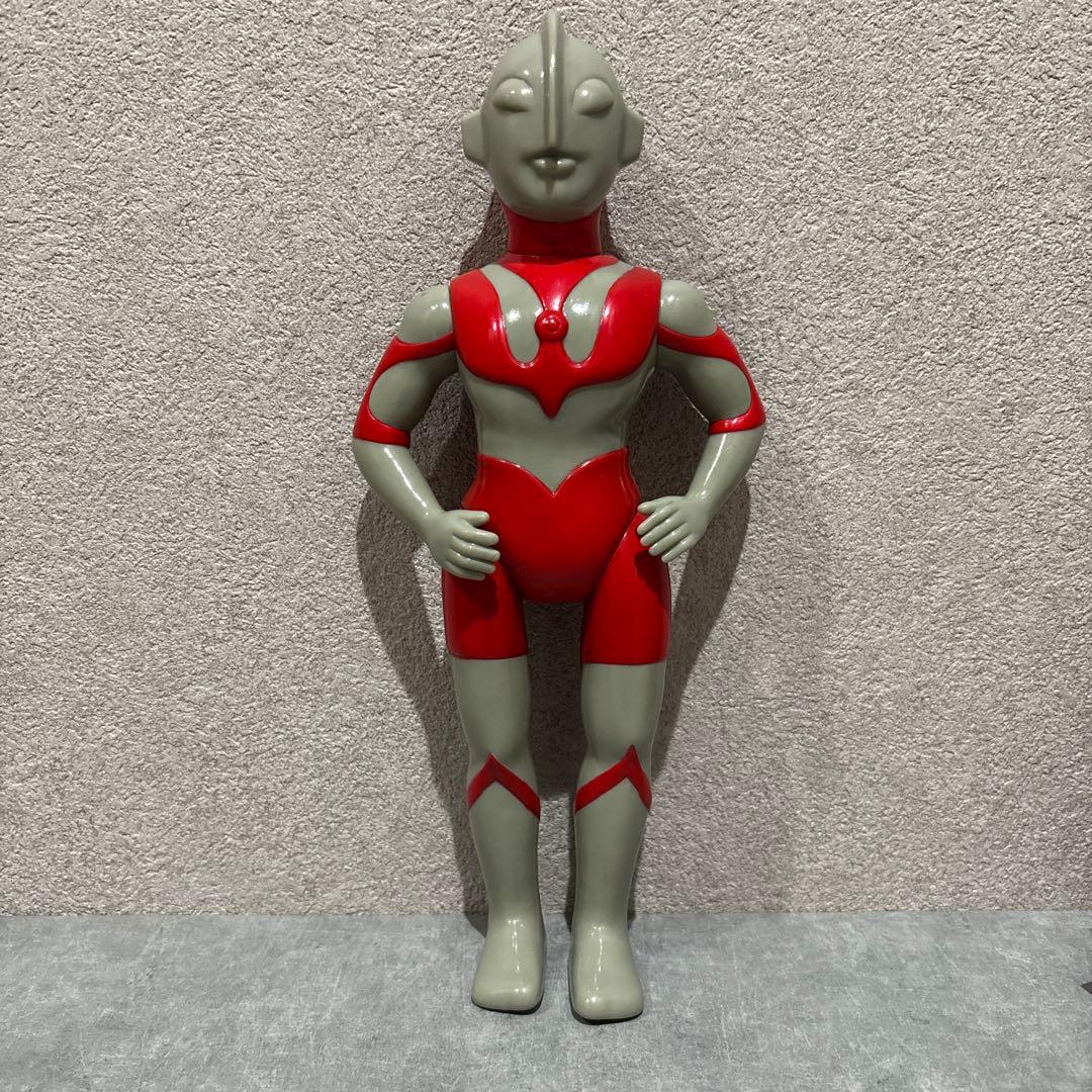 ウルトラマンソフビ 約30cm グレーと赤　マルサン