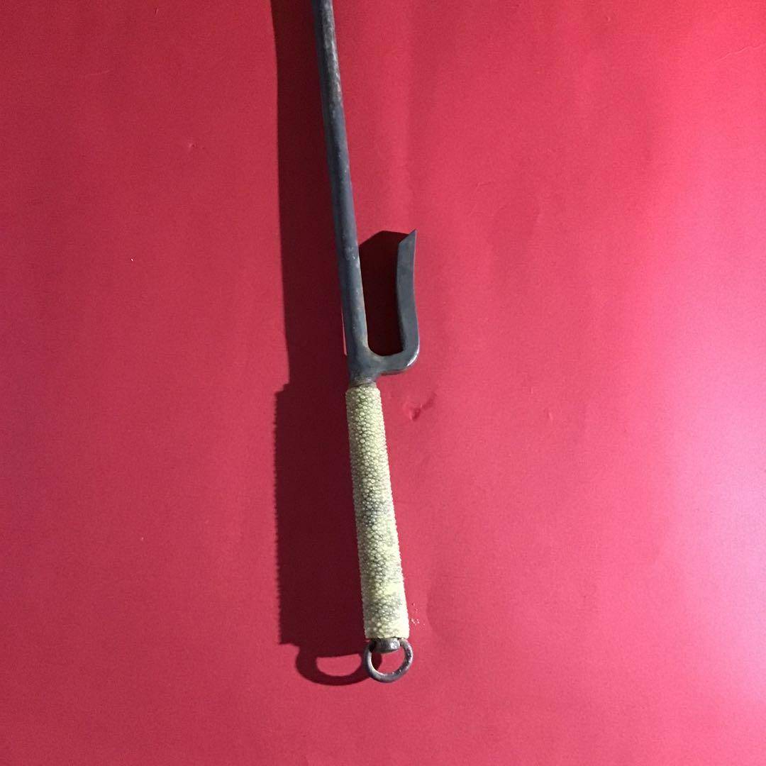 時代十手　柄鮫皮巻